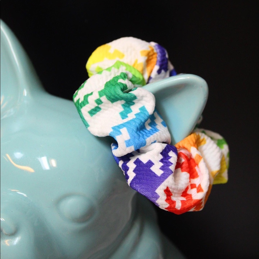 Scrunchie - Picture 2 of 2